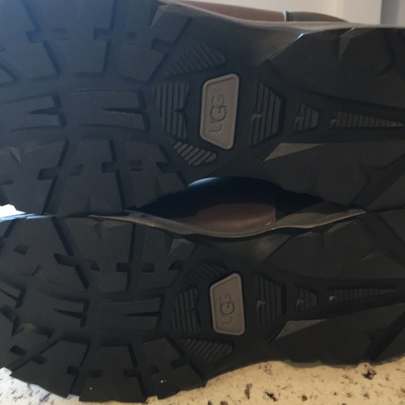 ❤️NEW & RARE!!!❤️UGG Men Waterproof Boots. main image 7
